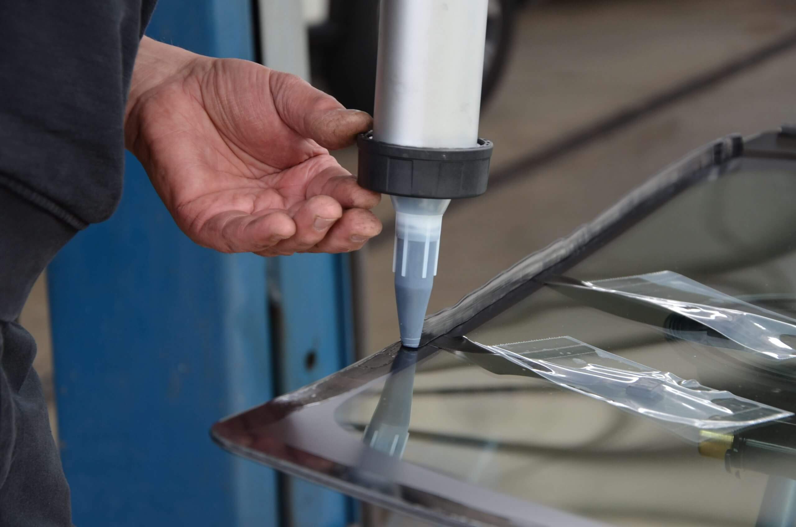 Autoglas Homburg & Umgebung - Autoscheibe wechseln in Homburg - Steinschlag reparieren in Homburg