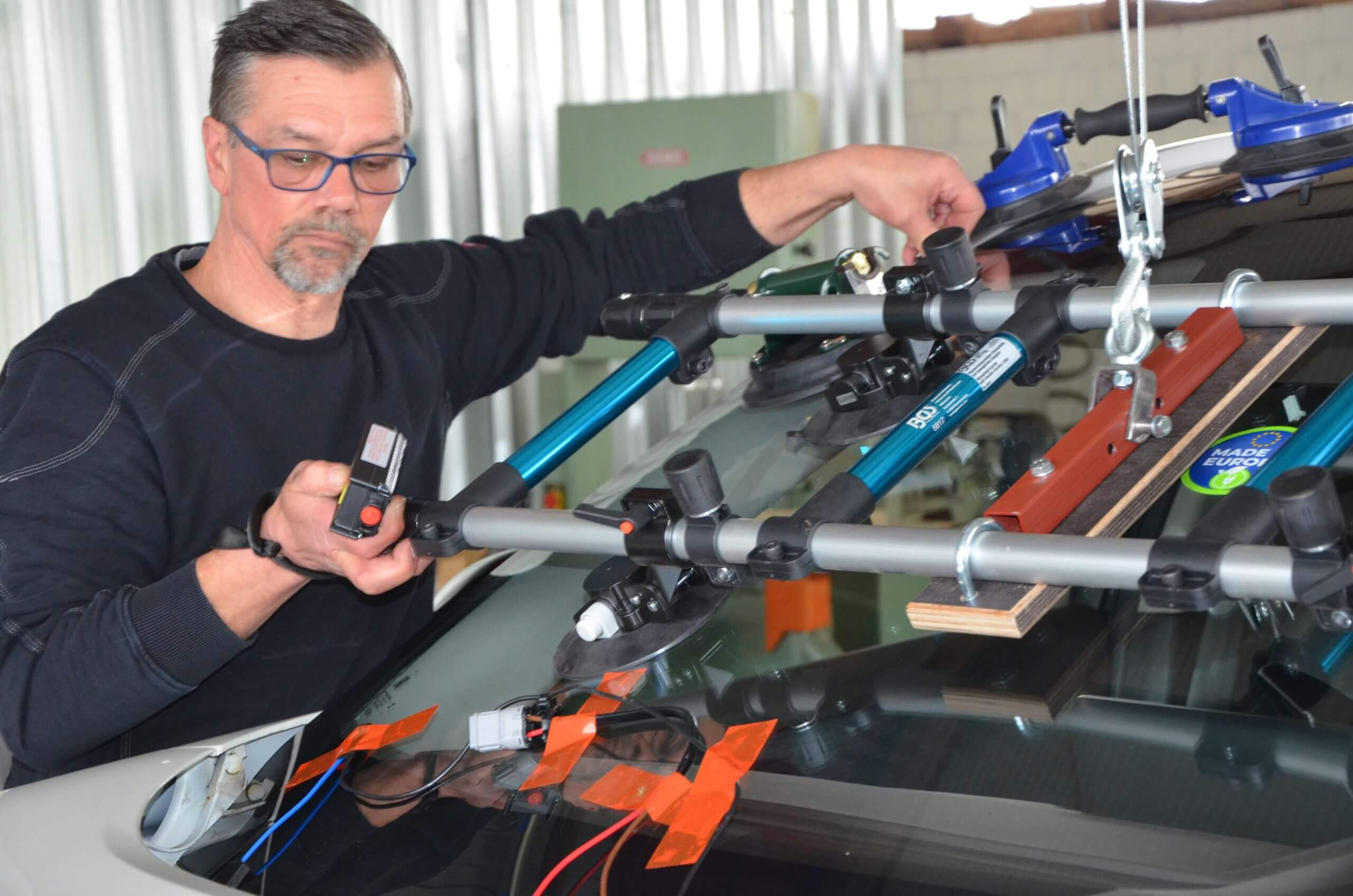 Autoglas Homburg & Umgebung - Autoscheibe wechseln in Homburg - Steinschlag reparieren in Homburg